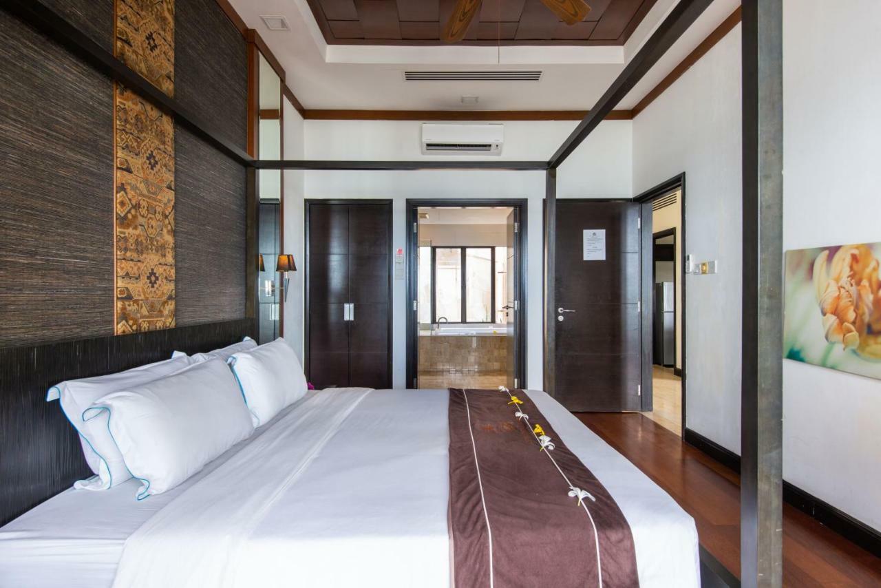 Sabah Beach Villas & Suites Кота Кинабалу Екстериор снимка