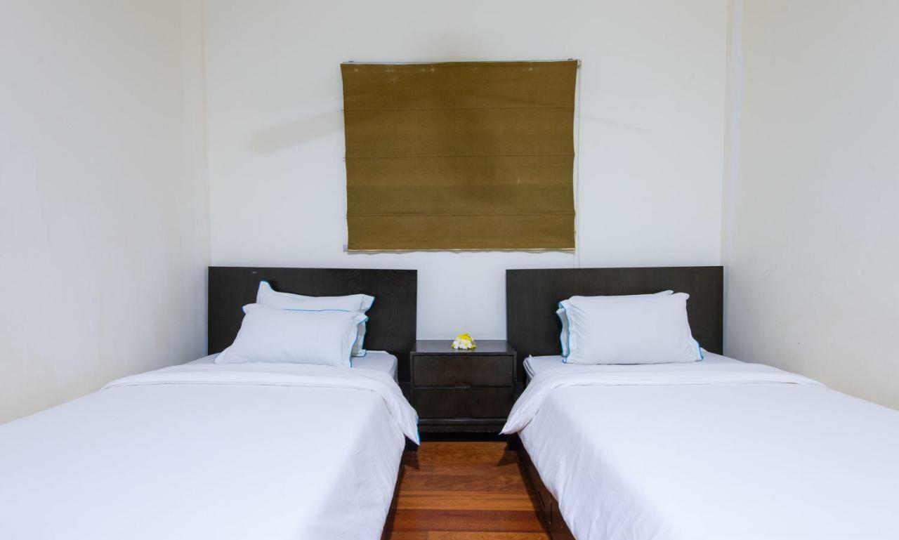 Sabah Beach Villas & Suites Кота Кинабалу Екстериор снимка
