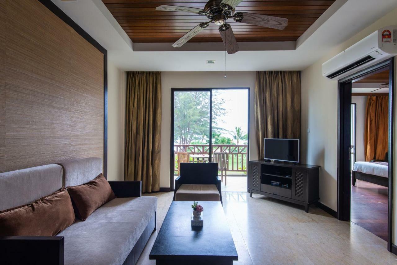 Sabah Beach Villas & Suites Кота Кинабалу Екстериор снимка